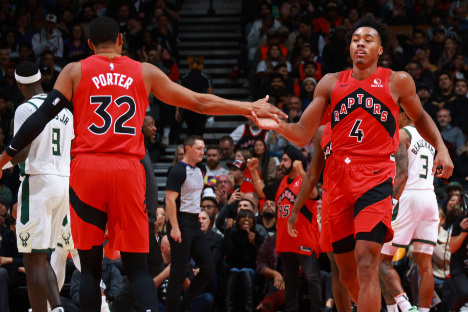 开云体育在线-雄鹿惨败猛龙遭遇失利